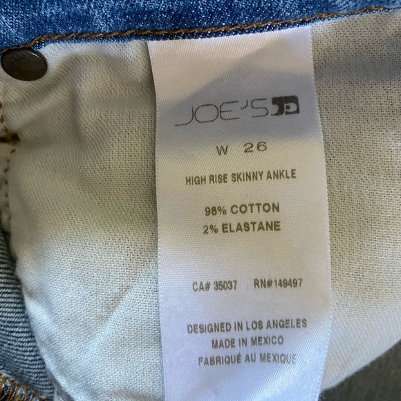 Joes Jeans Lucania High Rise Distressed Jeans - Picture 12 of 12